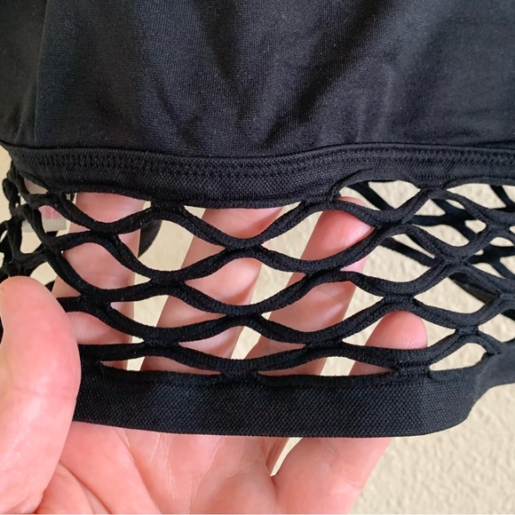 PINK Sports Bra With Fish Net Design Black 🌴 - Picture 3 of 5